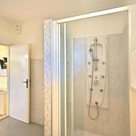 Daire Nika 5 In Der Residenz Mit Pool Und Whirlpool In Strandnaehe *